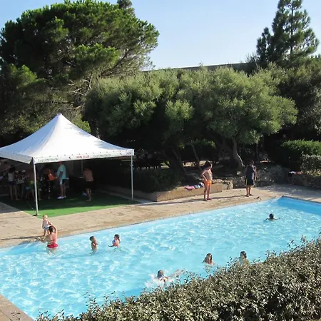 Apart-hotel Centro Vacanze Cugnana Portisco
