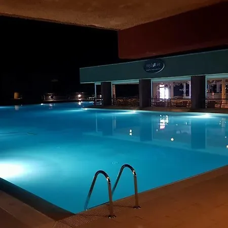 Apart-hotel Centro Vacanze Cugnana Portisco