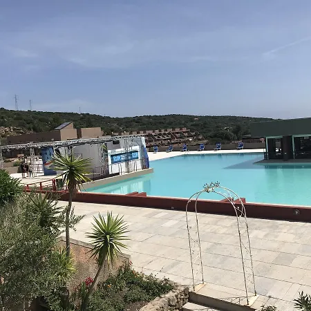 Centro Vacanze Cugnana Apart-hotel Portisco