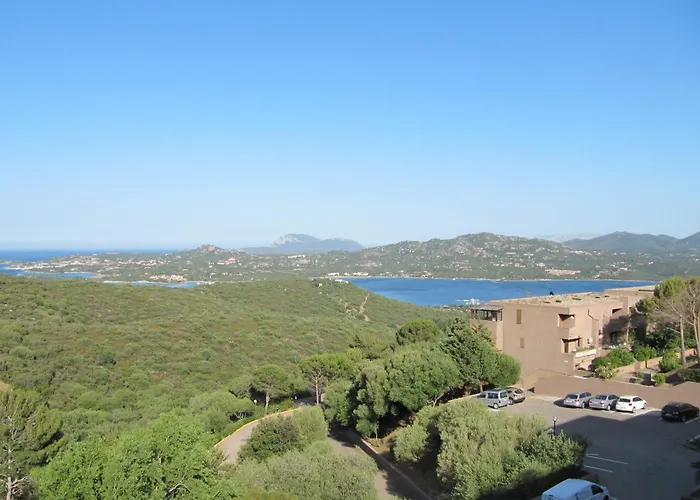 Aparthotel Centro Vacanze Cugnana Verde Portisco